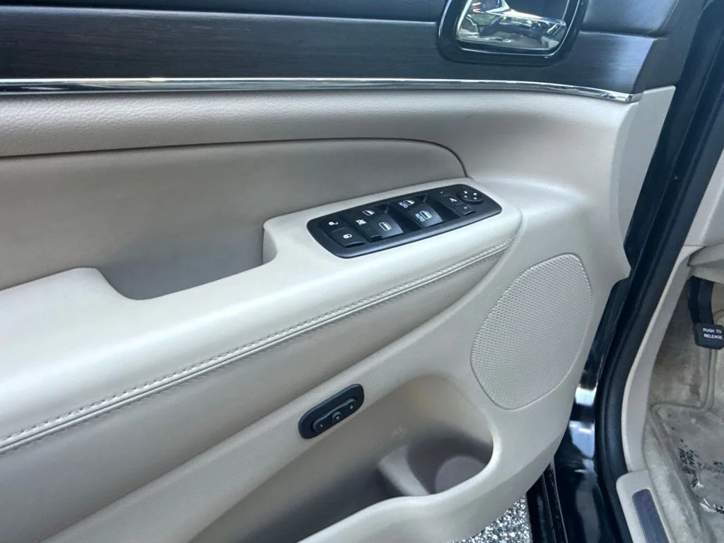 2019 Jeep Grand Cherokee Overland - Photo 17
