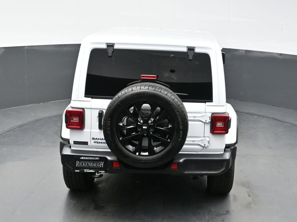 Used 2025 White Jeep Sahara 4xe image 35