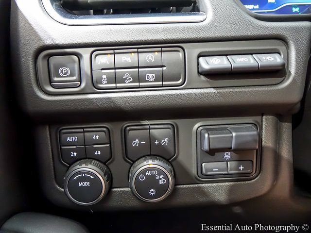 Used 2024 Summit White Chevrolet Premier image 21