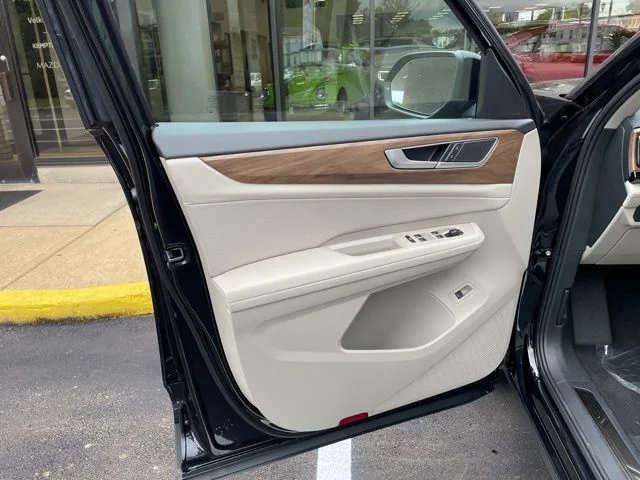 2026 Volkswagen Atlas SE w/Tech - Photo 11