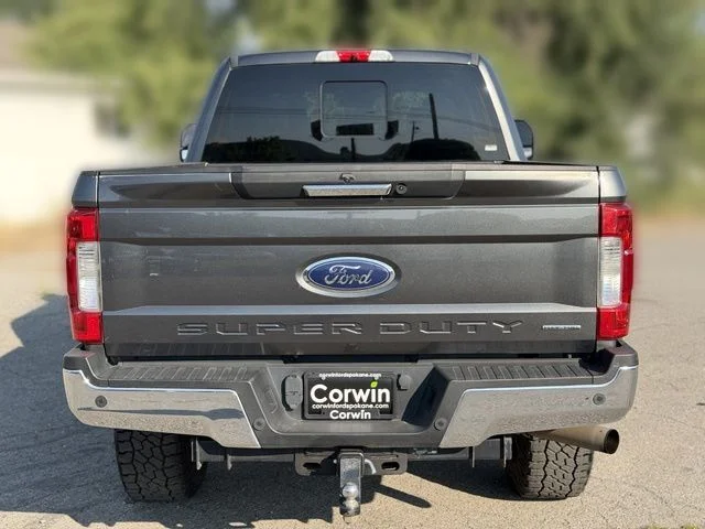 Used 2017 Magnetic Metallic Ford Lariat image 16