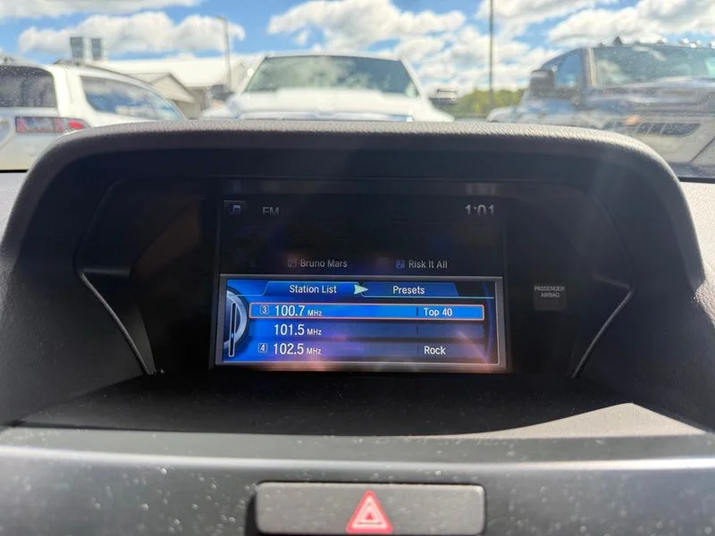 Used 2018  Acura Technology Plus and A-SPEC Packages image 10