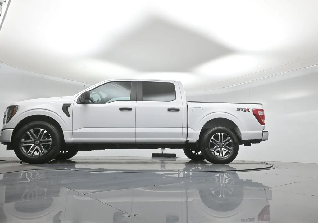 Certified Used 2023 White Ford XL image 49