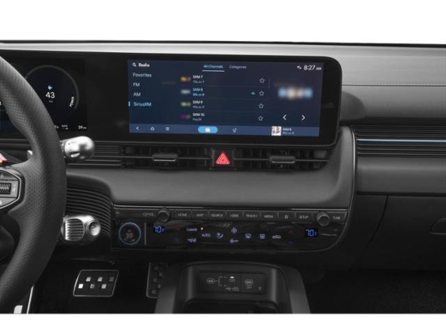 Certified Used 2025 Atlas White Hyundai AWD image 14