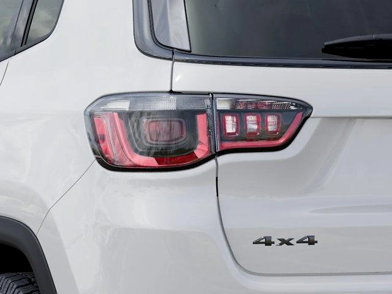 New 2026 Bright White Clear-Coat Exterior Paint Jeep Trailhawk 4x4 image 9