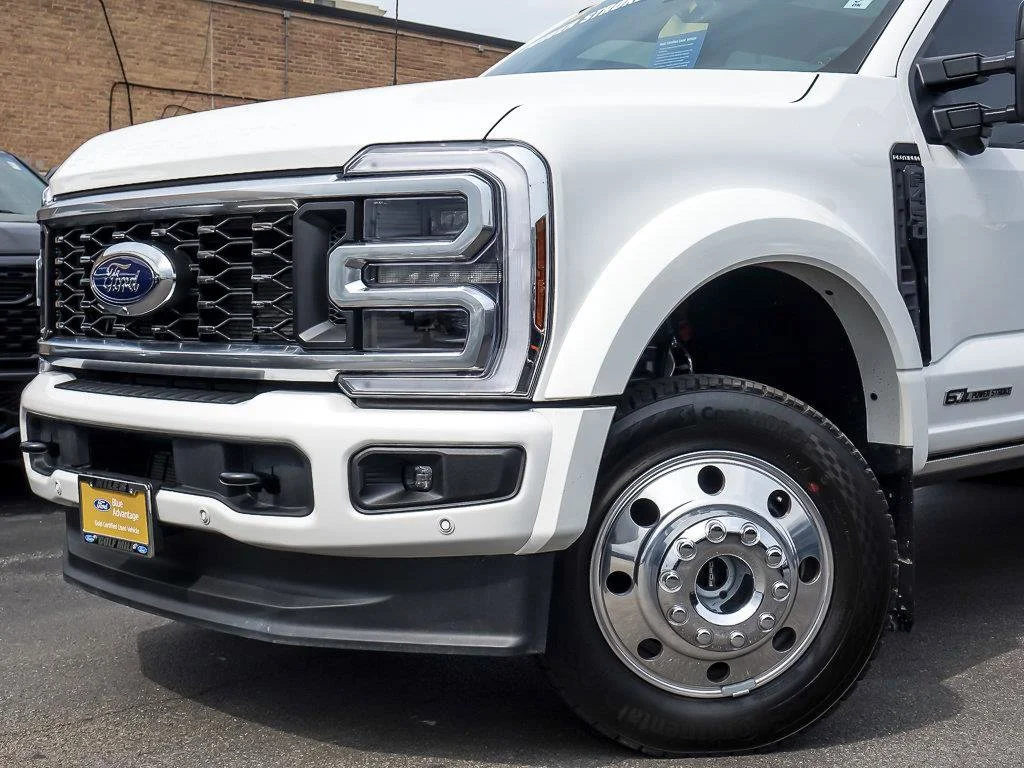 Used 2026 Star White Metallic Tri-Coat Ford Platinum image 2
