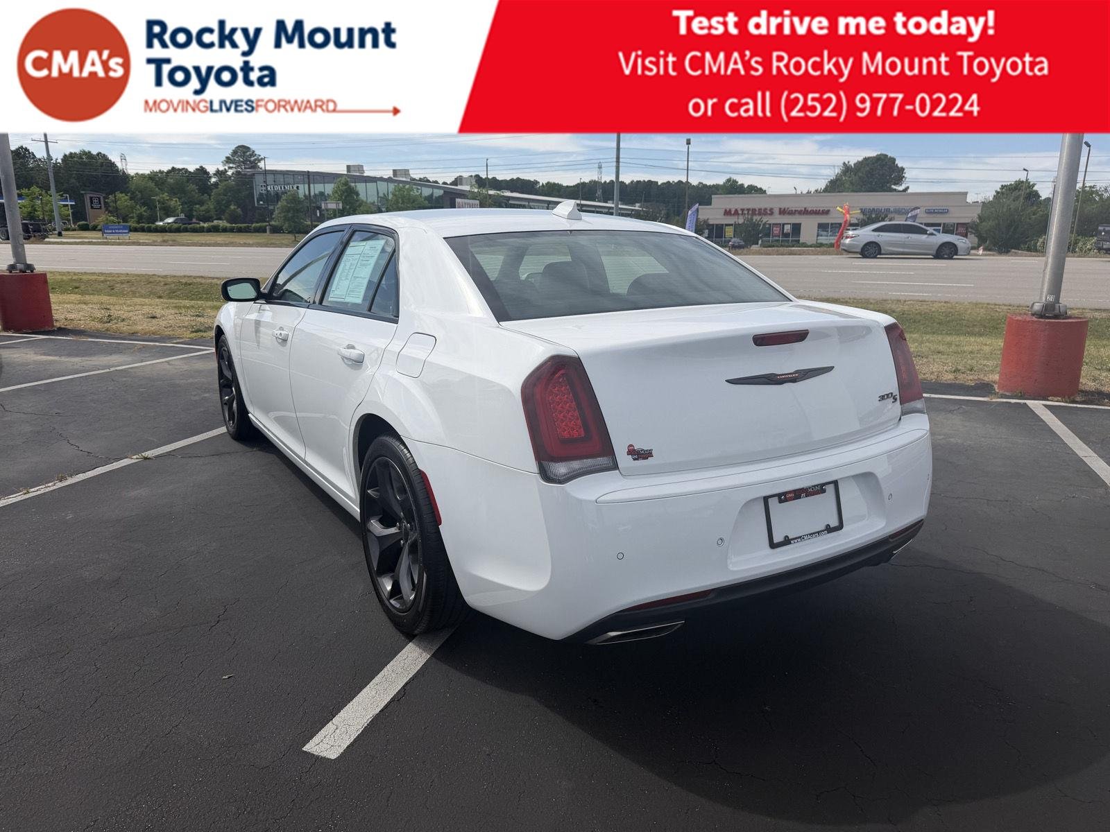Used 2021 Bright White Clearcoat Chrysler 300S image 5