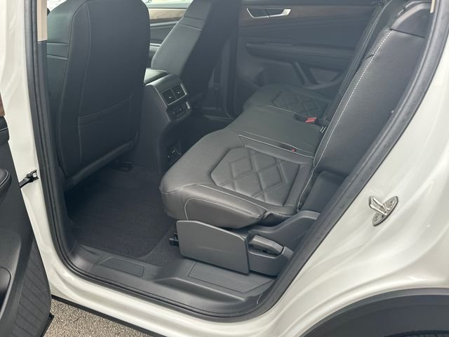 New 2026 White/off-white Volkswagen 2.0T SE w/Technology image 11