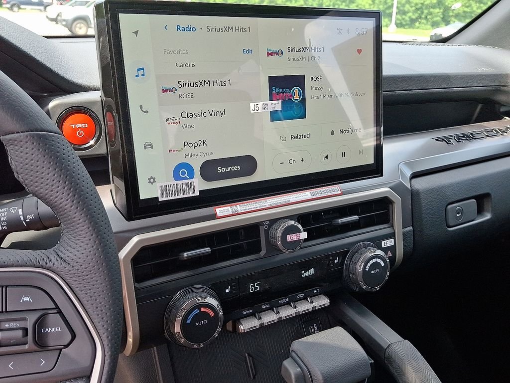 2025 Toyota Tacoma TRD Off Road - Photo 16