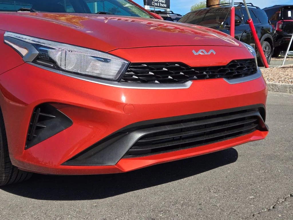Used 2024 Red Kia LXS image 2
