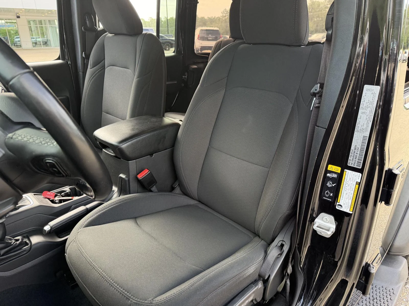 Used 2022 Black Clearcoat Jeep Unlimited Sport S image 17