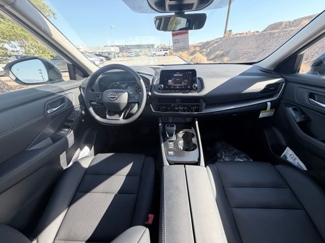 New 2026 Everest White Pearl TriCoat Nissan Dark Armor™ image 29