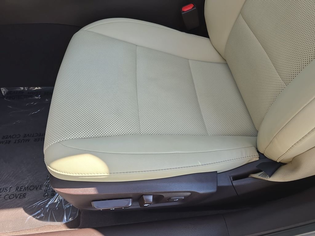 Used 2017 Silver Lexus 350 image 31