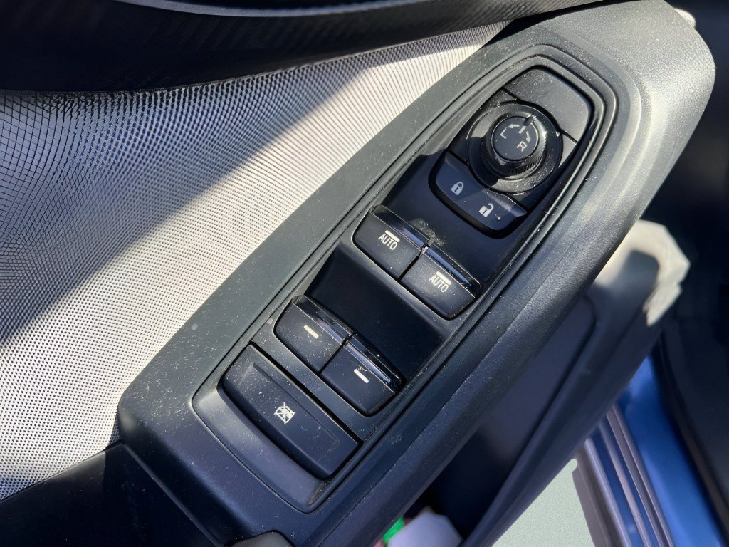 Used 2018 Quartz Blue Pearl Subaru 2.0i Premium image 19