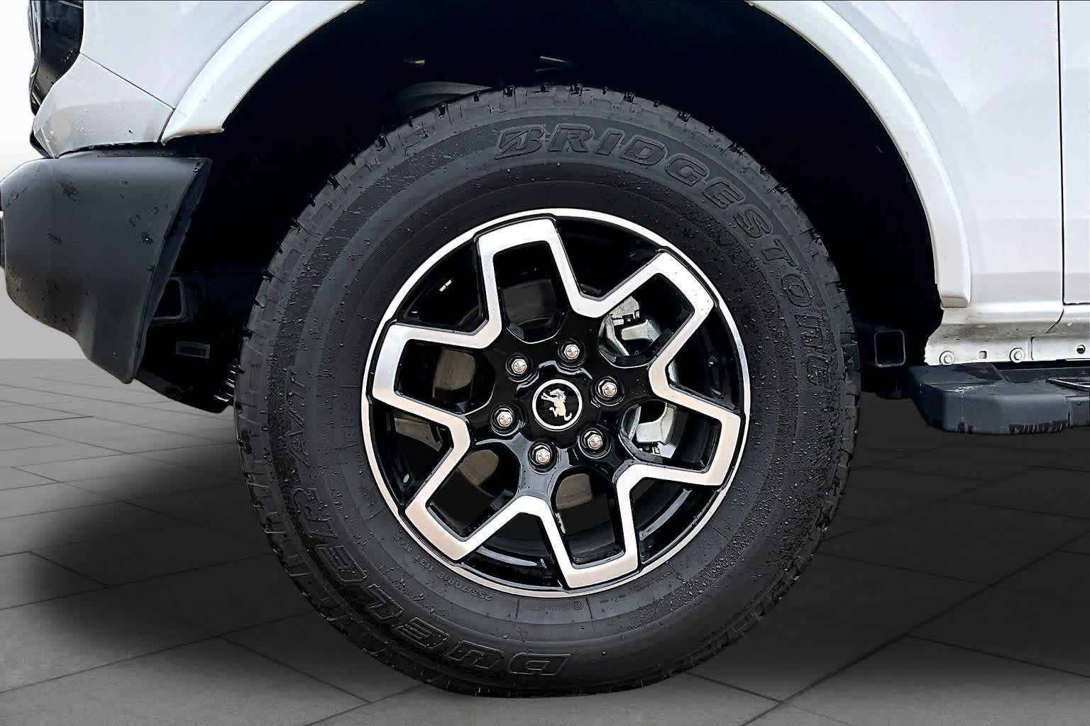 Used 2024 Oxford White Ford Outer Banks image 11