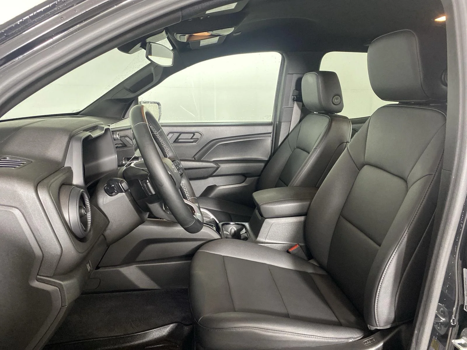 Used 2025 Black Chevrolet Trail Boss image 10