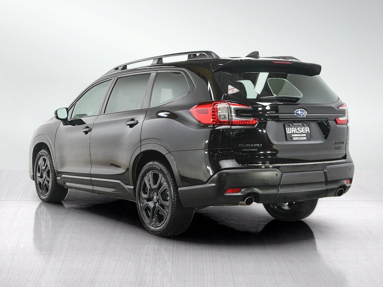 Used 2024 Crystal Black Pearl Subaru Onyx Edition image 3