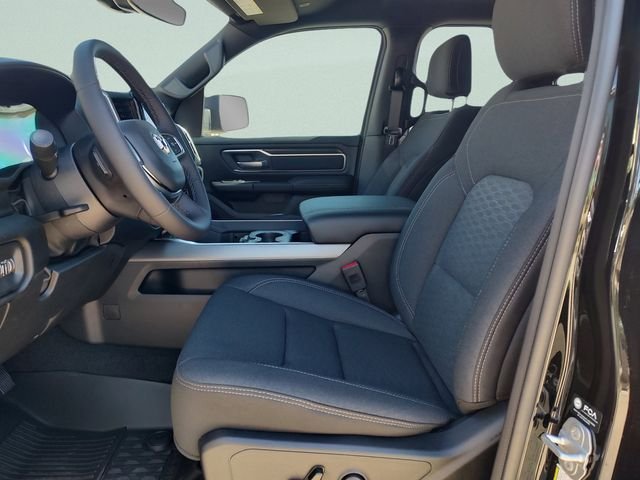 New 2026 Diamond Black Crystal Pearlcoat RAM Big Horn/Lone Star image 26