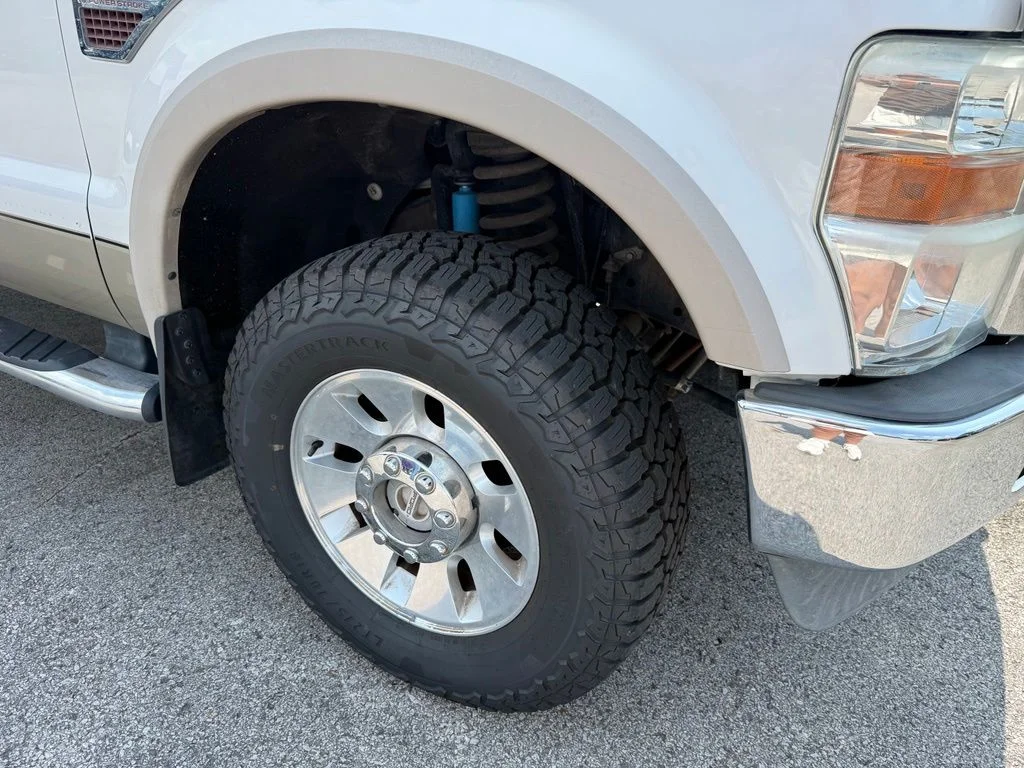 Used 2010  Ford  image 28
