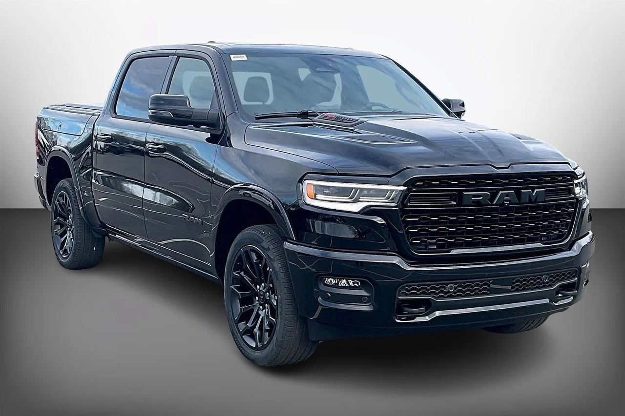 New 2026 Diamond Black Crystal Pearl-Coat Exterior Paint RAM Limited image 1