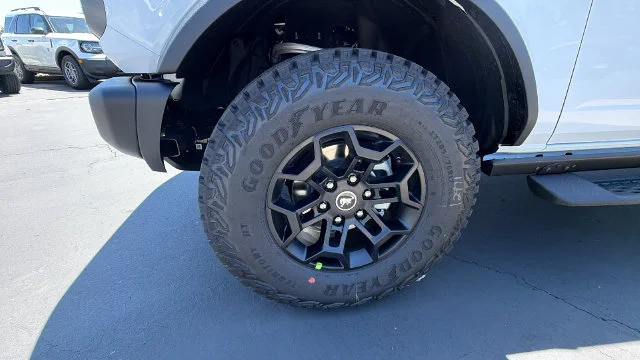 New 2026 Oxford White Ford Badlands® image 44