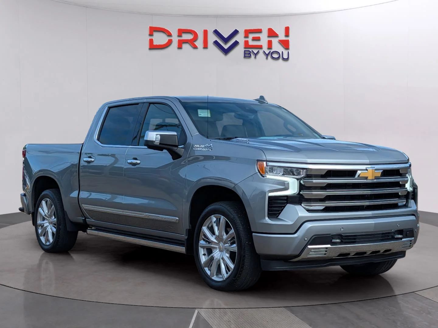 Used 2025 Sterling Gray Metallic Chevrolet High Country image 7