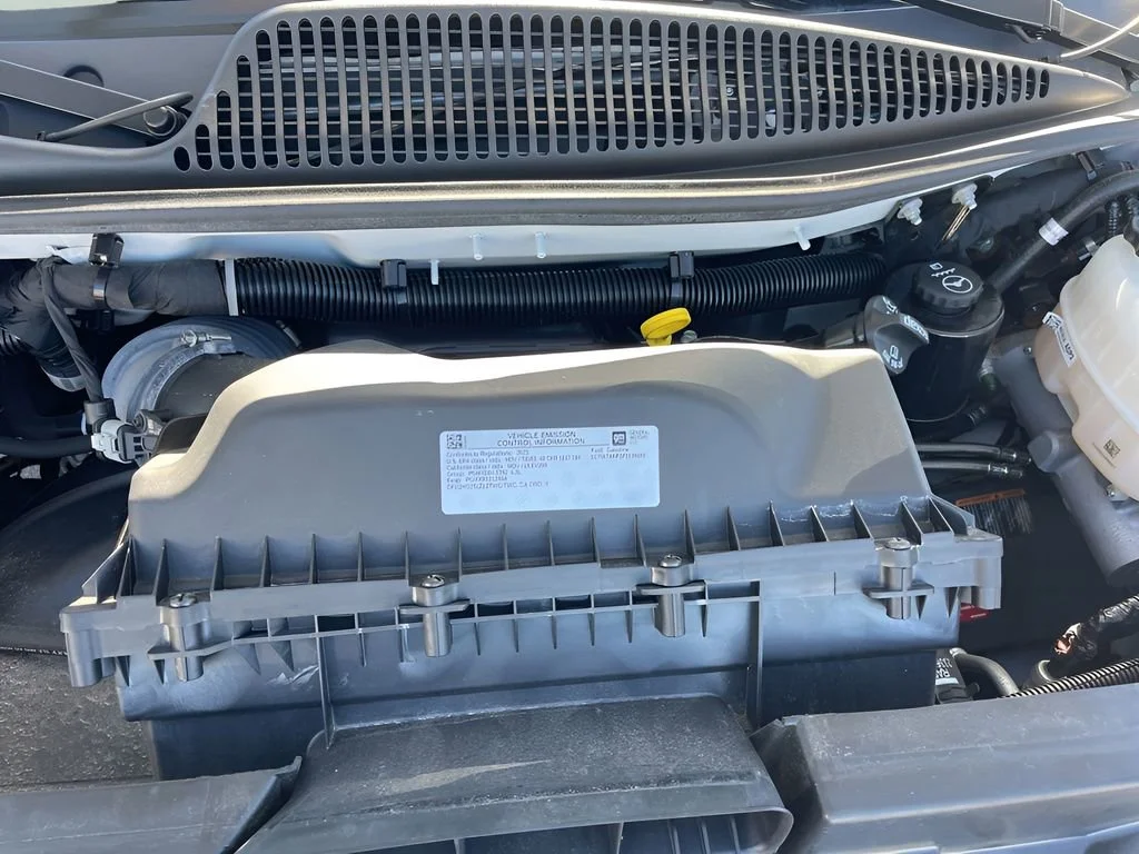 Used 2023 Summit White GMC Work Van image 23