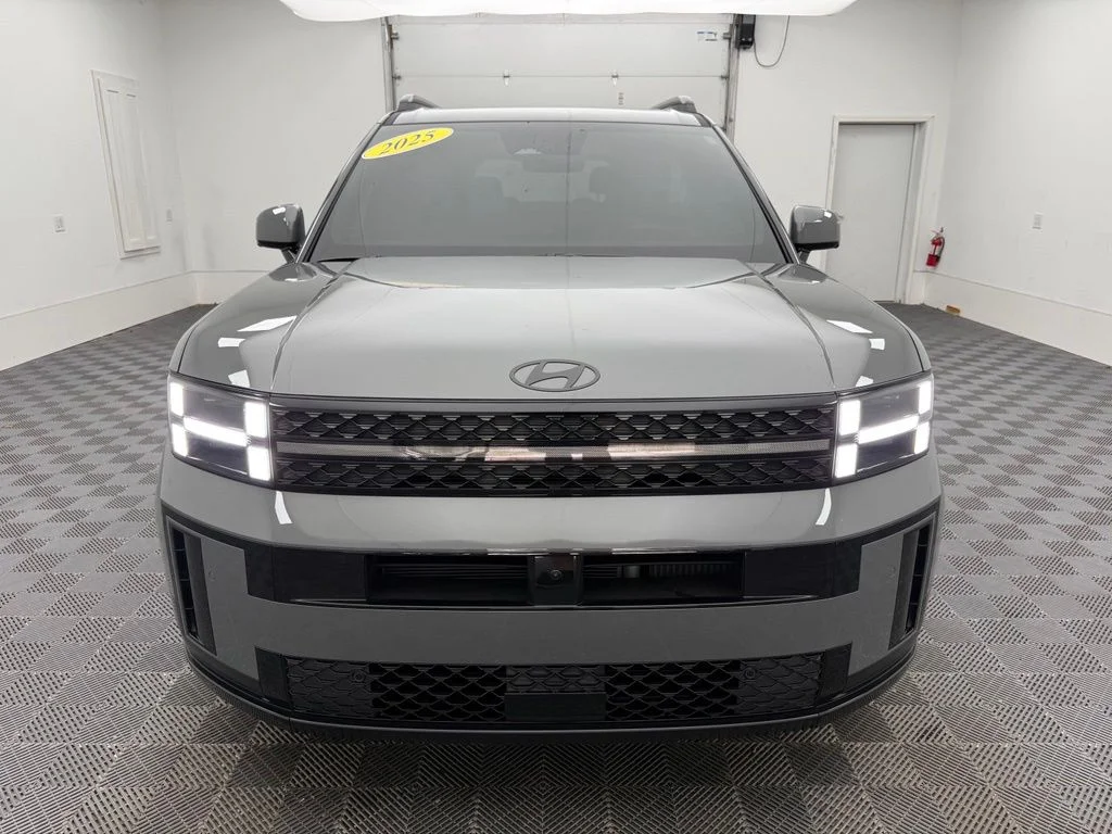 Used 2025 Gray Hyundai Calligraphy image 19