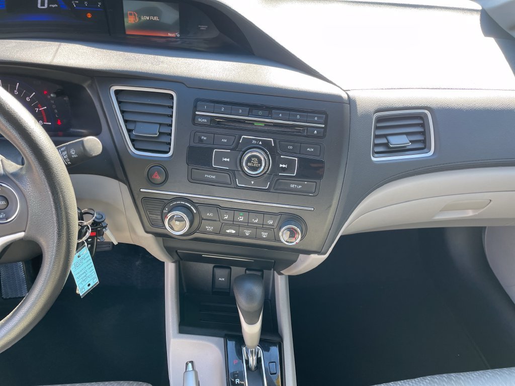 Used 2015 Gray Honda LX image 17