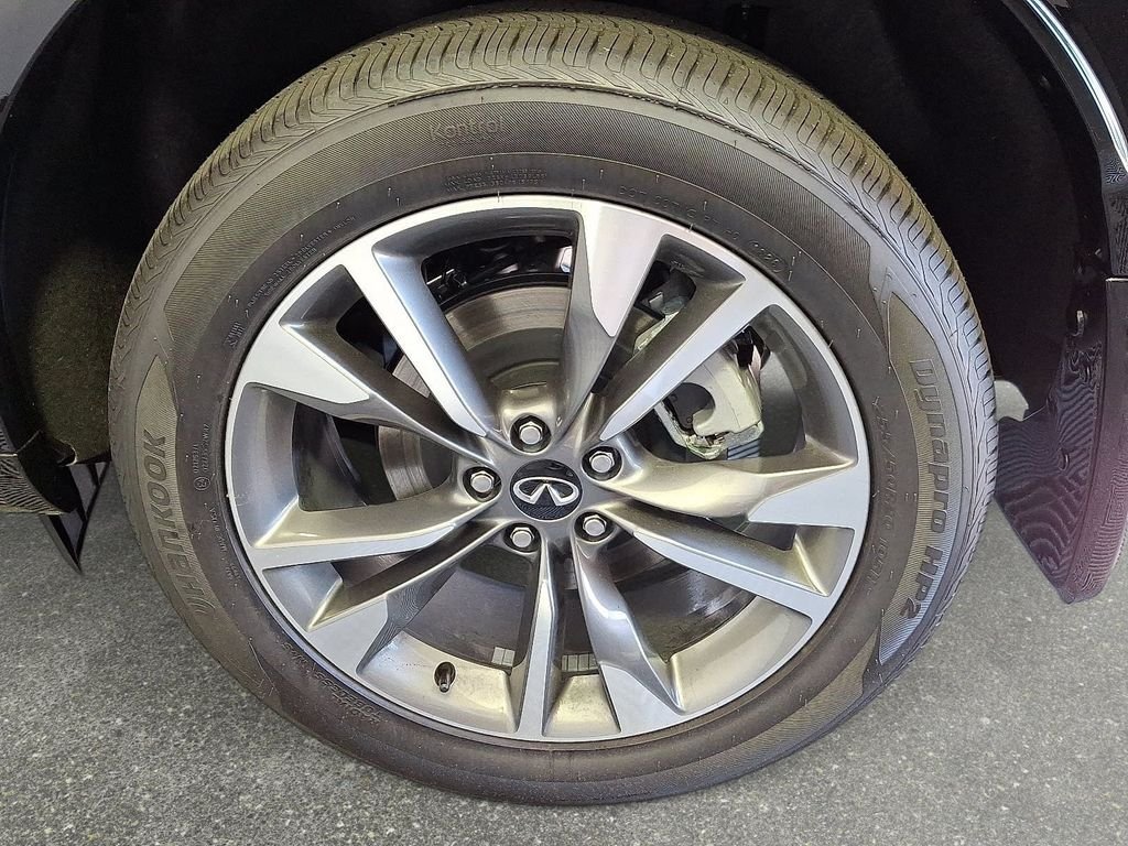 New 2027 GRAPHITE SHADOW INFINITI Luxe AWD image 7