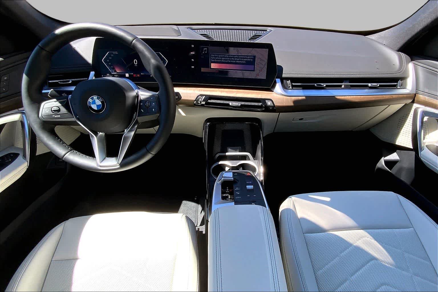 New 2026 Alpine White BMW xDrive28i image 5