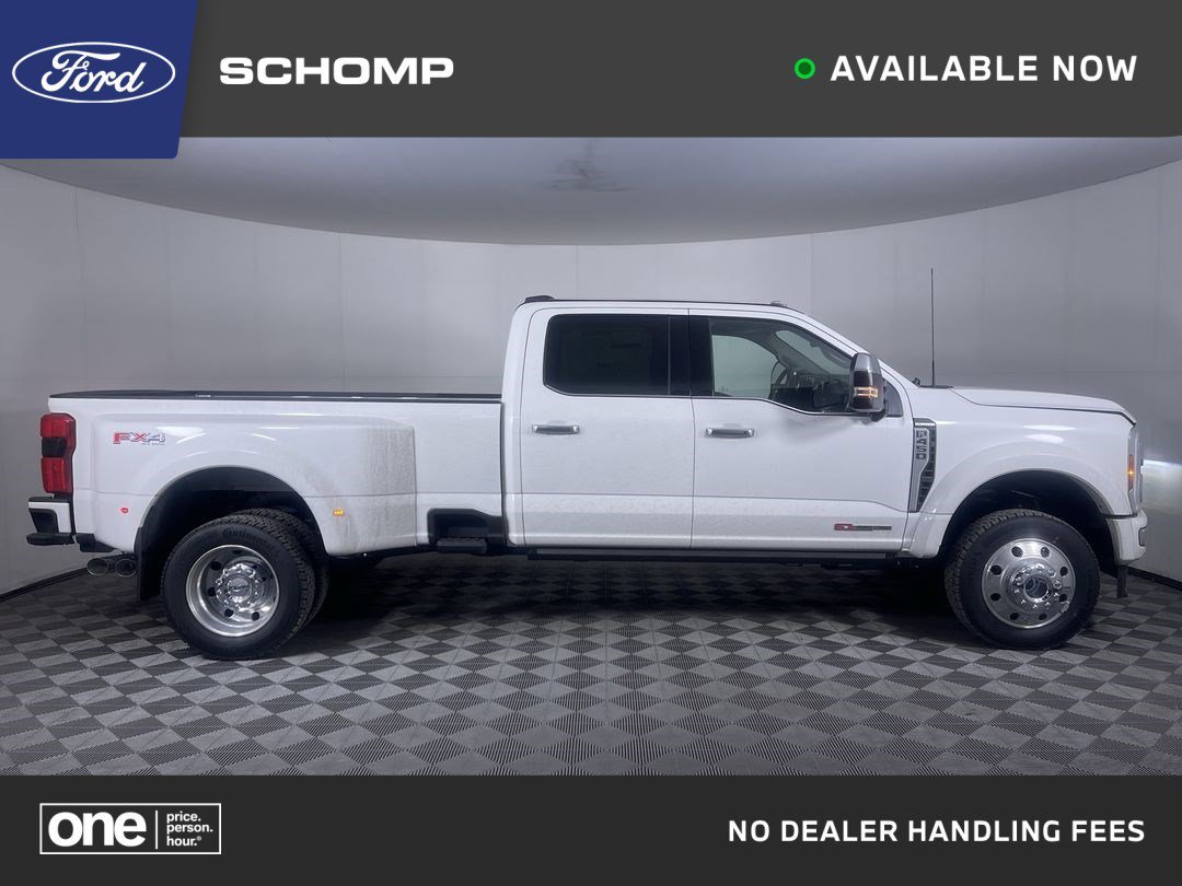 2026 Ford F-450 Platinum 4x4 Crew Cab 8' Box DRW's photo