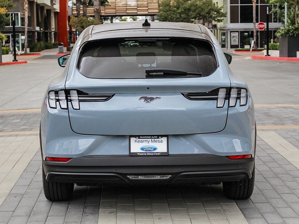 New 2024 Glacier Gray Metallic Tri-Coat Ford Select image 7