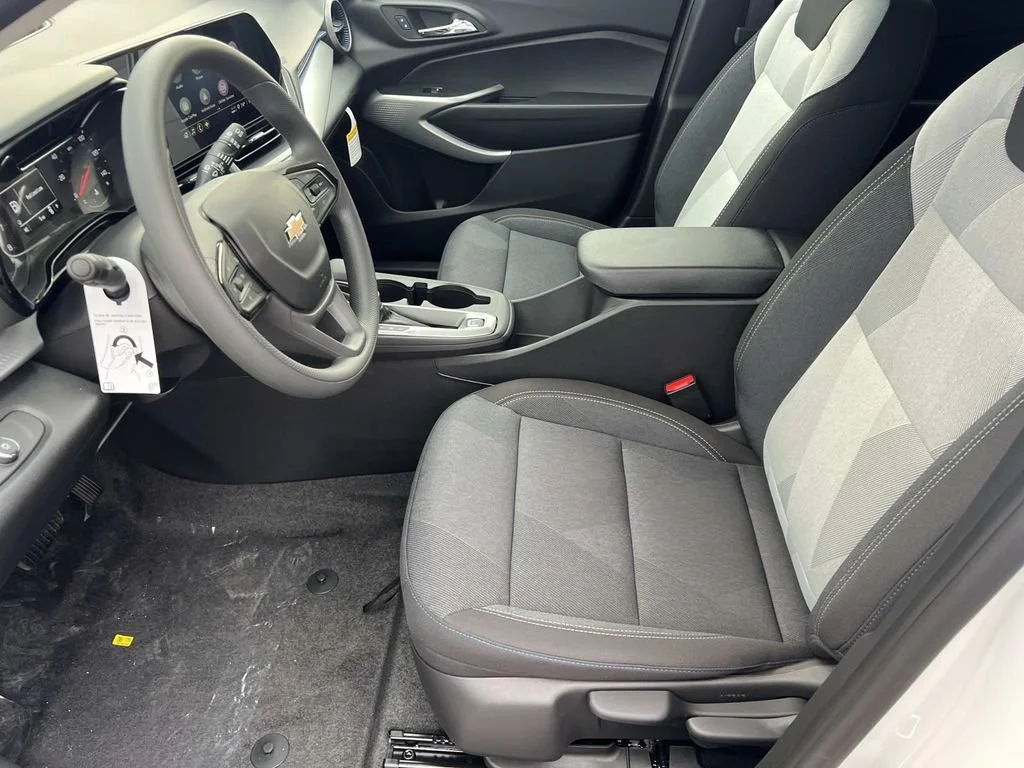 2026 Chevrolet Trax LS - Photo 12