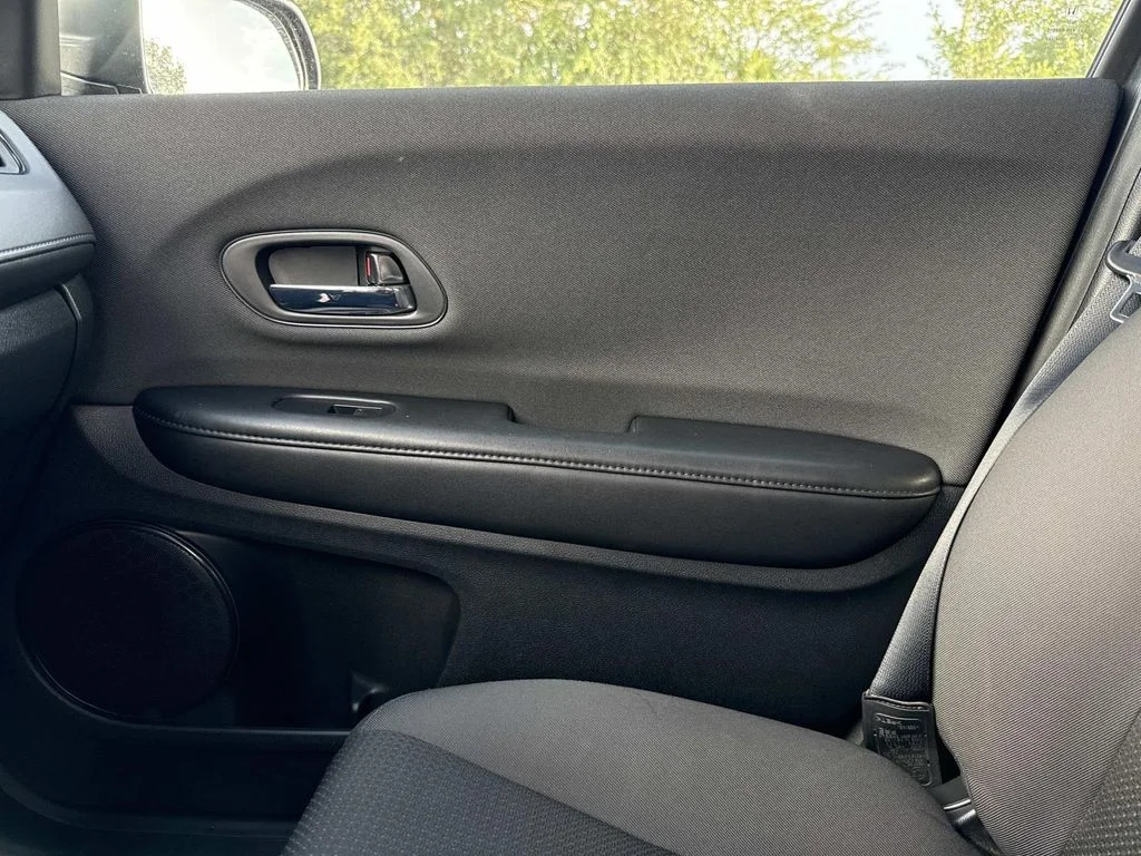 Used 2020 Gray Honda LX image 26