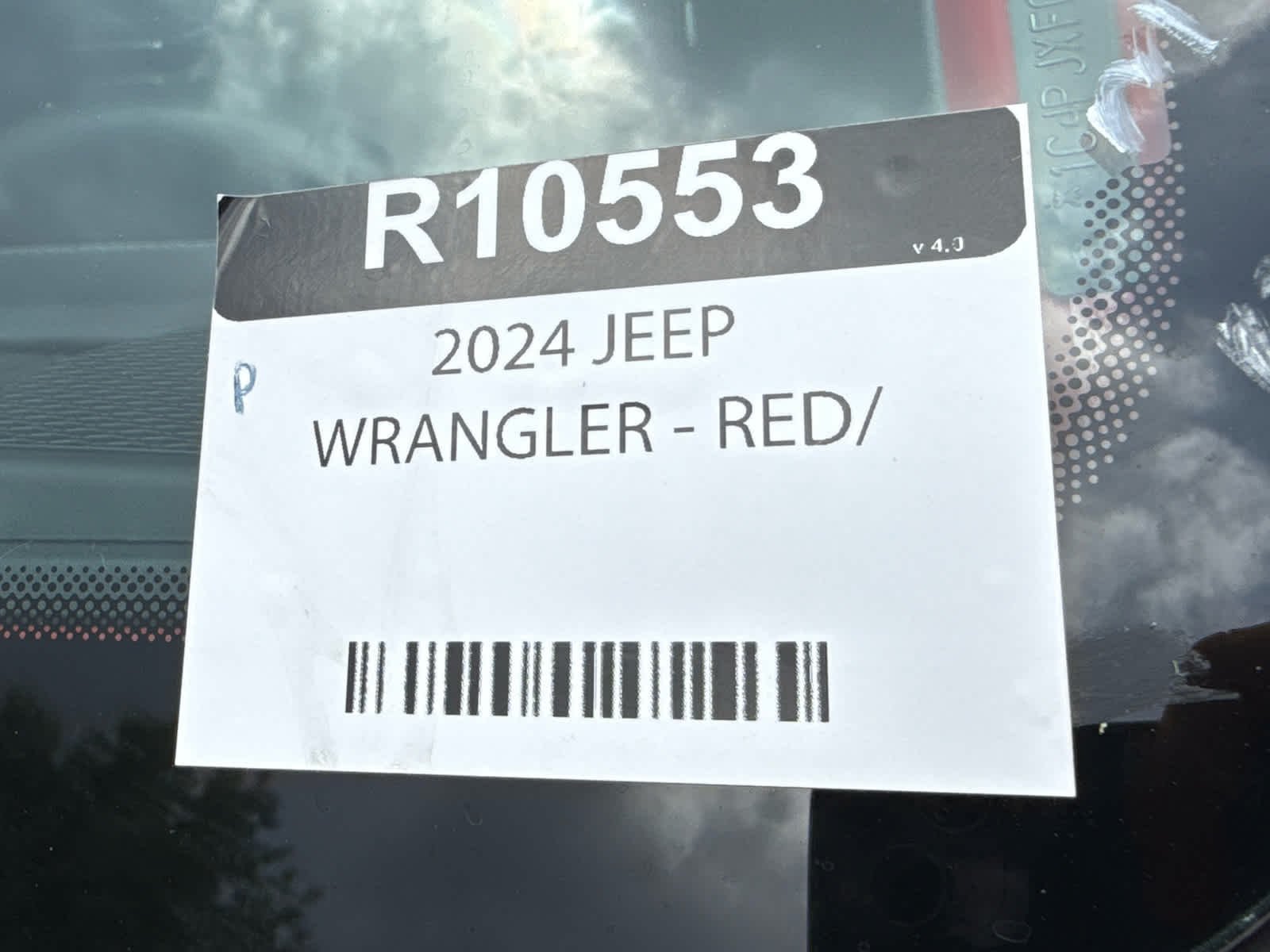 Used 2024 Firecracker Red Clearcoat Jeep Rubicon image 29
