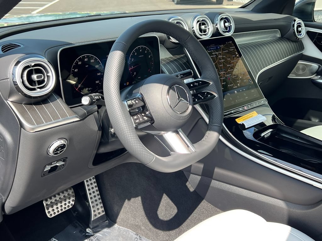 New 2026 MANUFAKTUR exclusive graphite grey magno Mercedes-Benz GLC 300 image 51