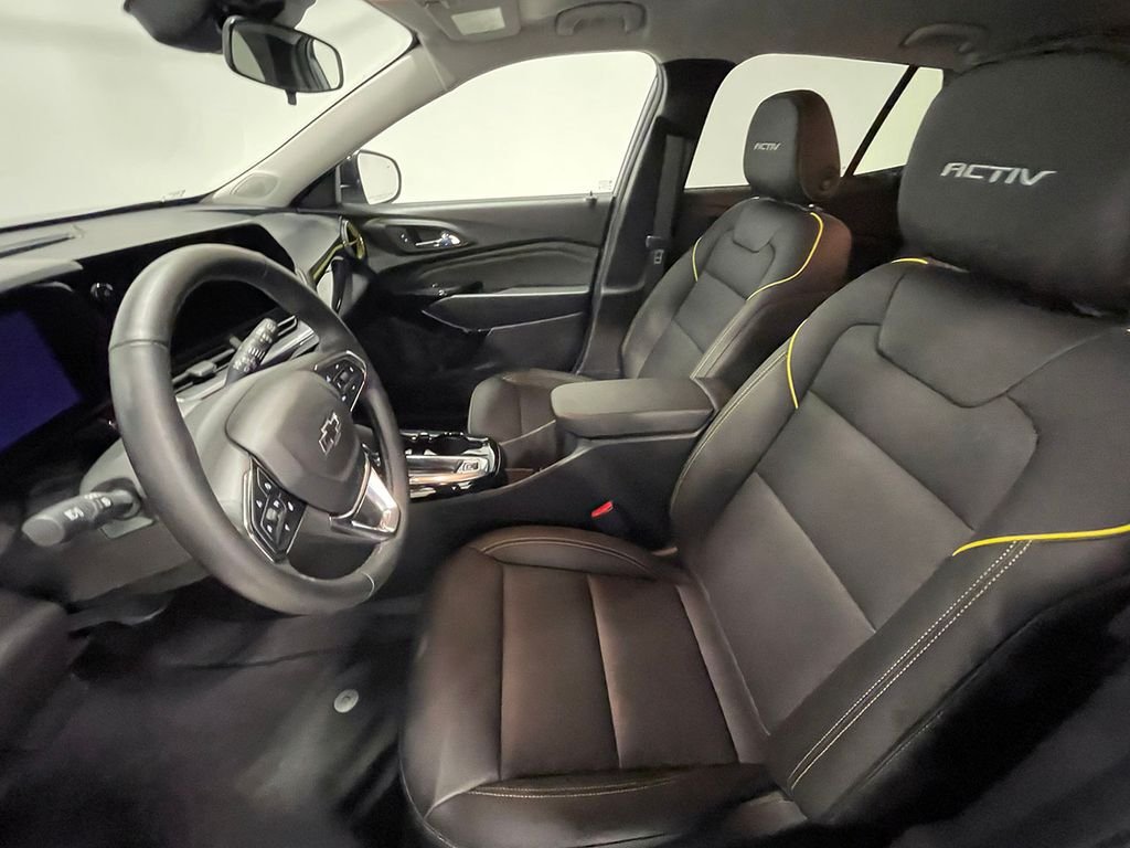 Used 2024 Gray Chevrolet ACTIV image 3