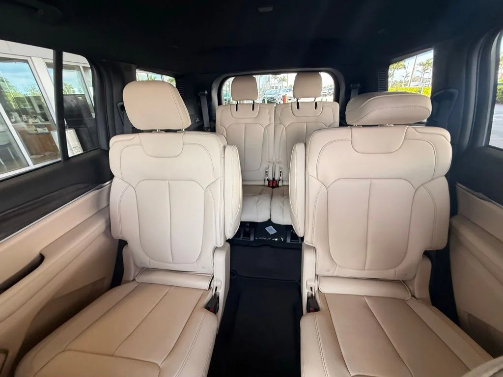 New 2026 Copper Shino Metallic Clear-Coat Exterior Paint Jeep Limited image 24