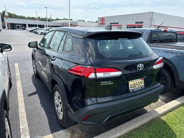 Used 2023 Black Toyota L image 10