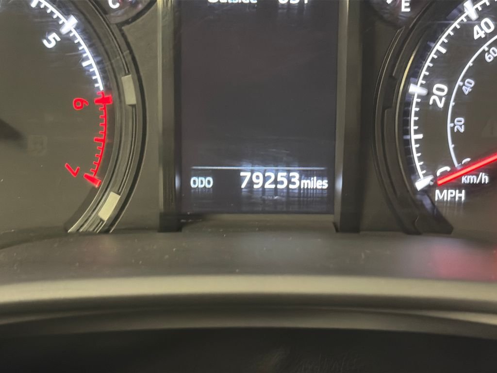 Certified Used 2020 Silver Toyota SR5 Premium image 21