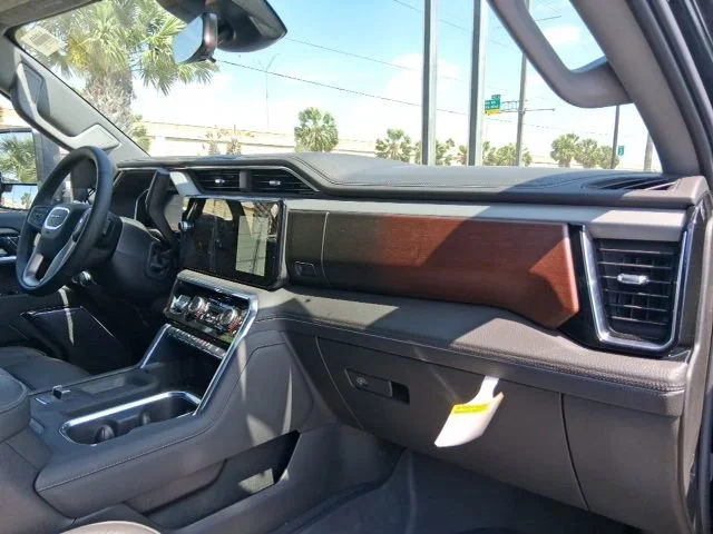 2026 GMC Sierra 2500HD Denali - Photo 11