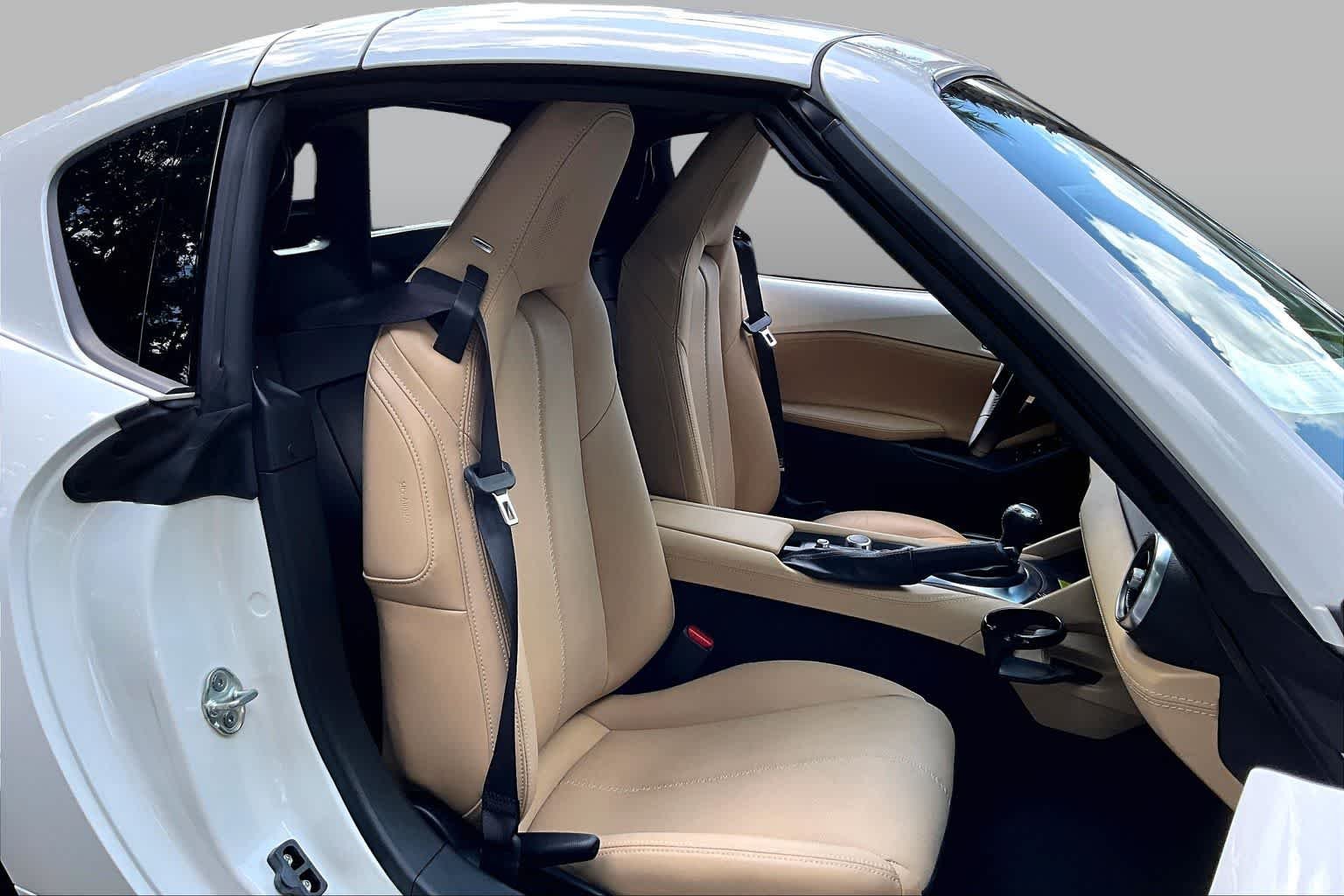 Used 2024 Snowflake White Pearl Mica Mazda Grand Touring image 8