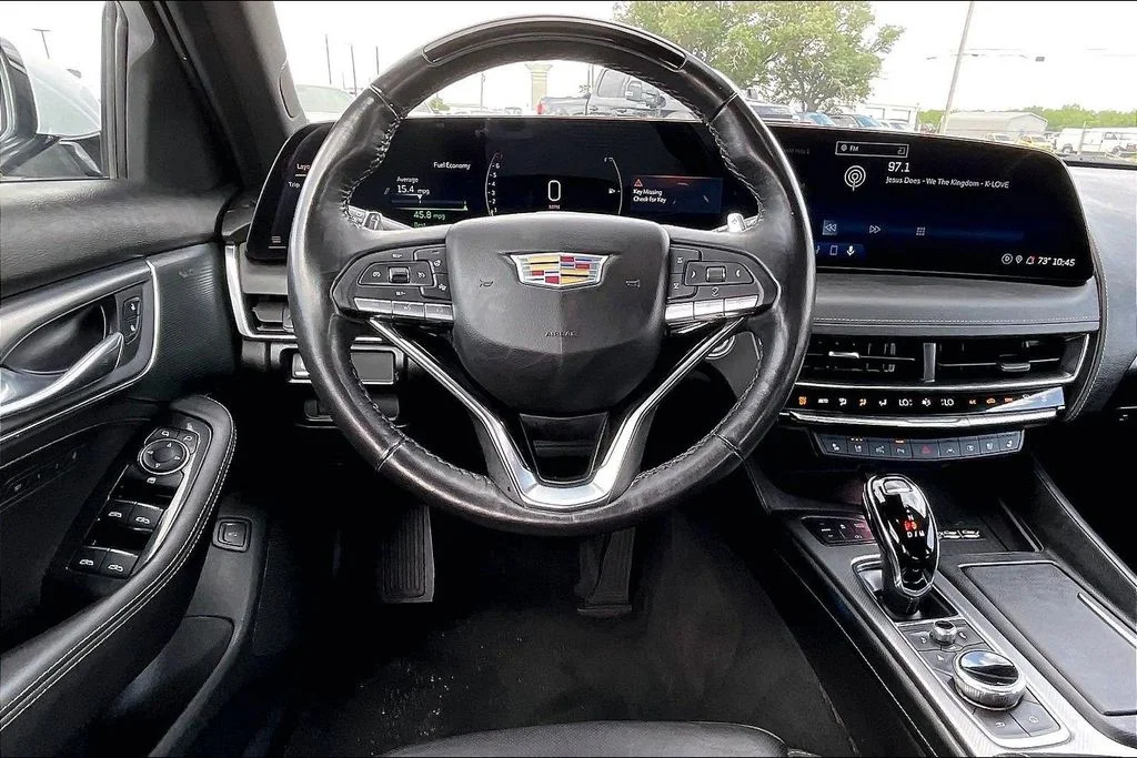 Used 2025 White Cadillac Premium Luxury image 8
