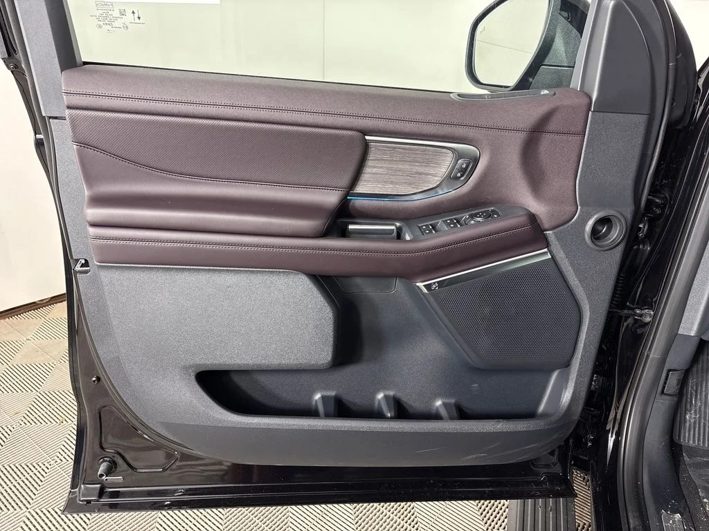 New 2026 Black Ford Platinum image 15