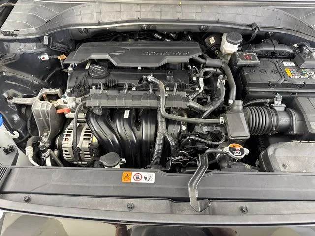Used 2023 Black Hyundai SEL image 19