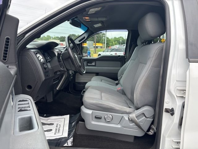 Used 2013 Oxford White Ford XLT image 13
