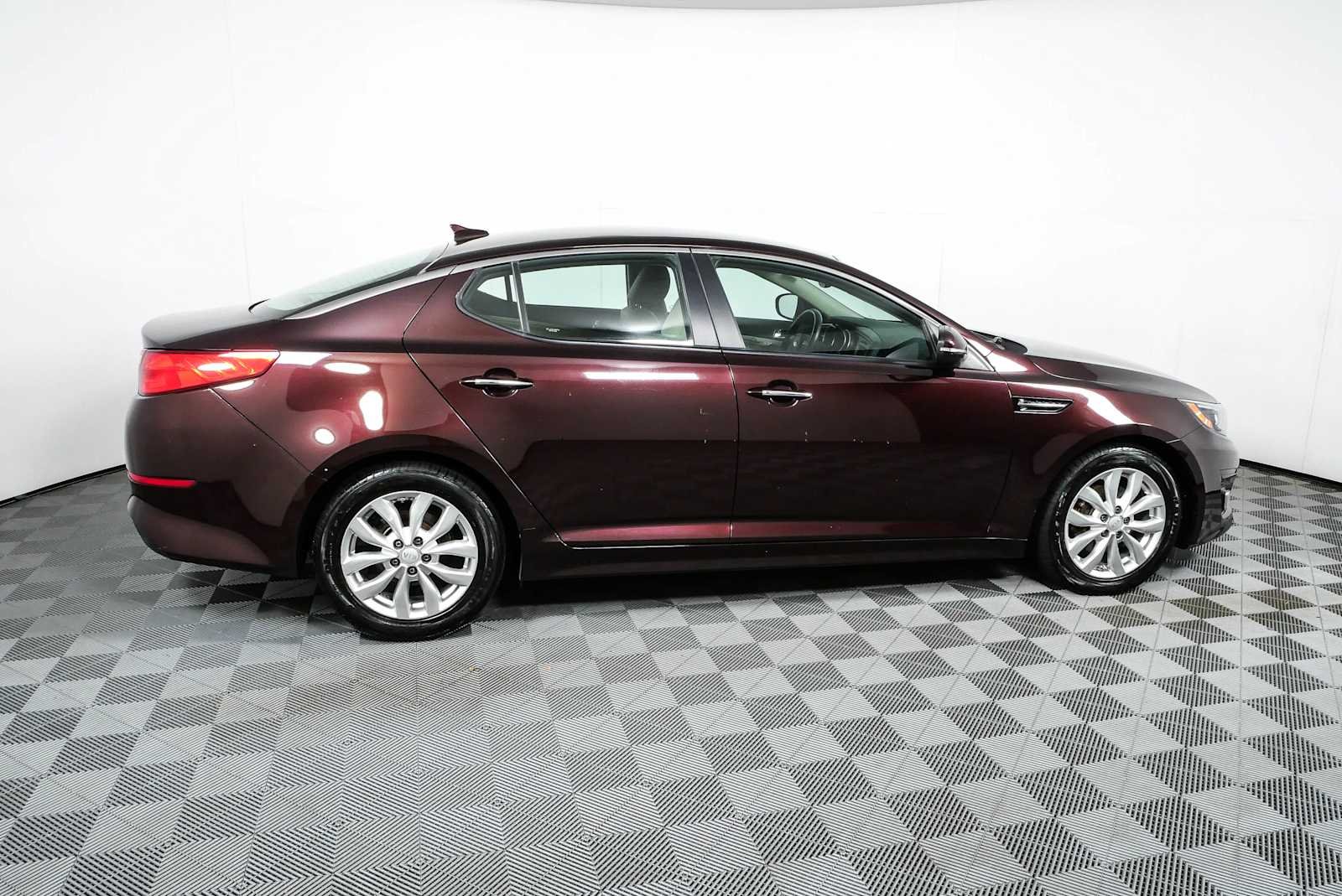 Used 2014 Kia Optima EX with VIN 5XXGN4A76EG344439 for sale in Chamblee, GA