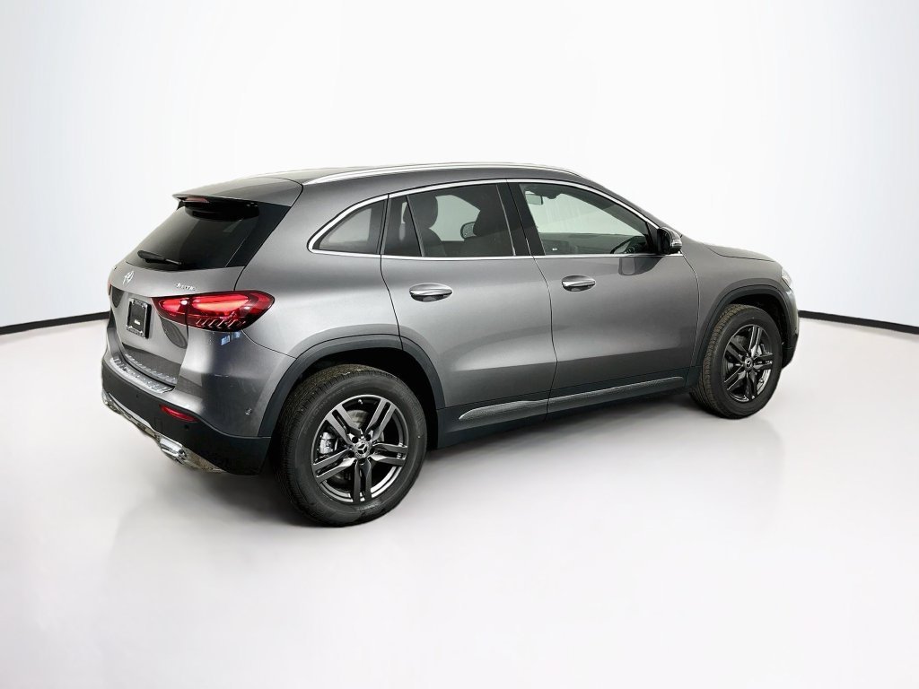 New 2026 Mountain Grey Metallic Mercedes-Benz GLA 250 image 35
