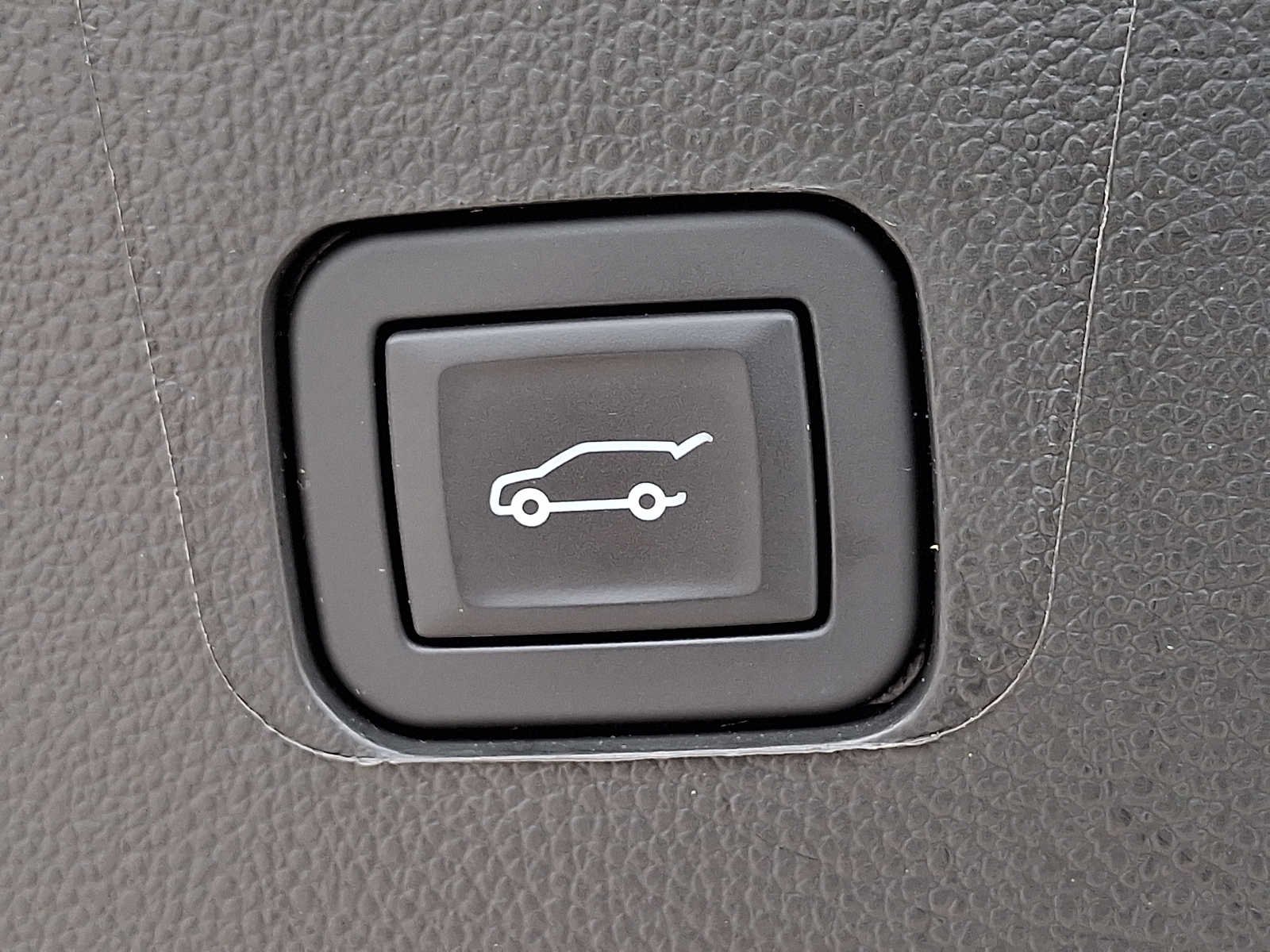 Used 2023 Sterling Gray Metallic Chevrolet RS image 32